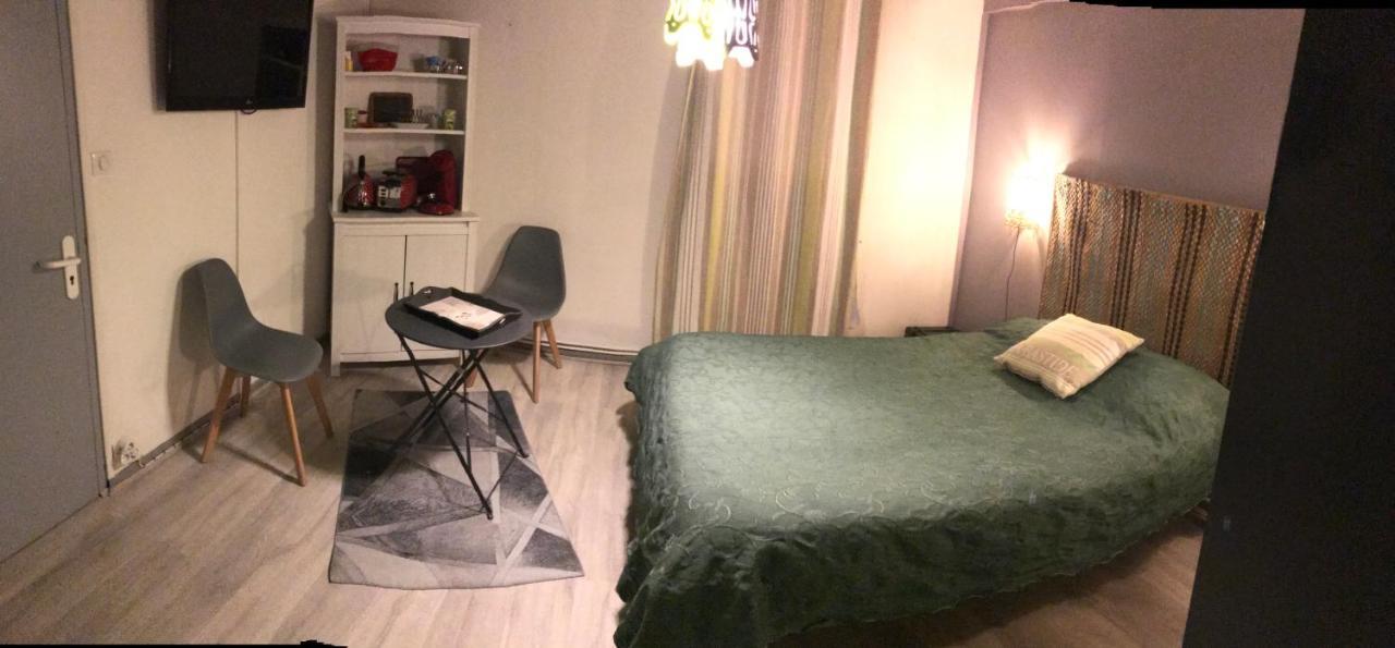Chambre La Garenne Saint-Vivien-de-Blaye 外观 照片